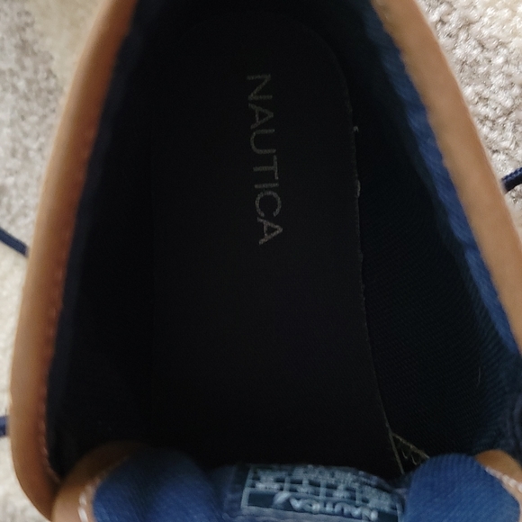 Nautica hightop sneaker, youth sz 2, brown canvas - Picture 5 of 15